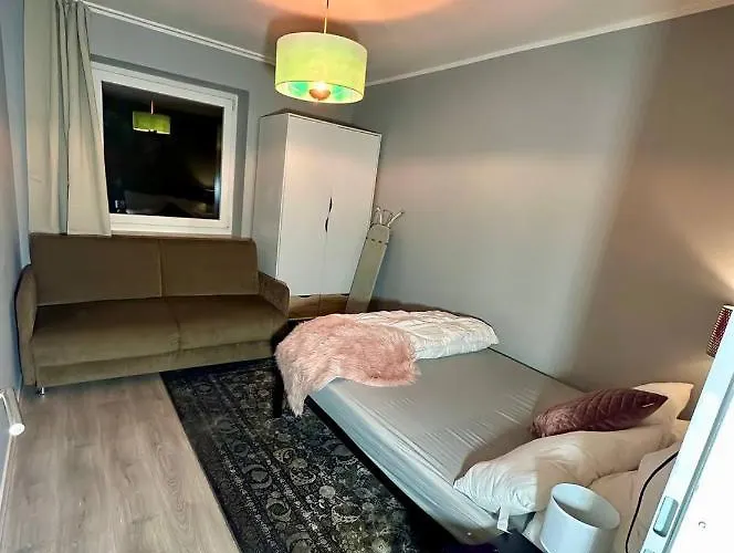 شقة 4-6 Personen In Zentrum